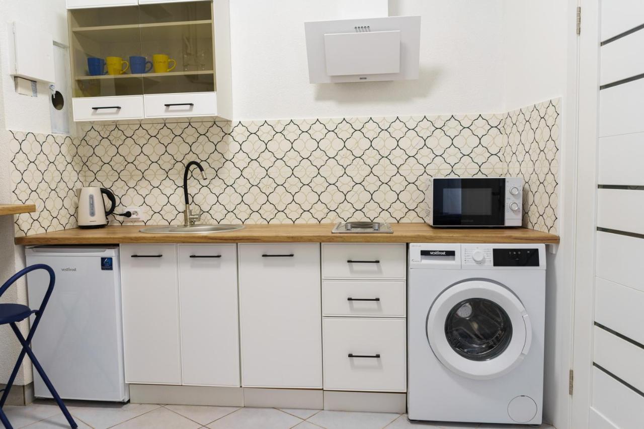 Charming Apartments In The Heart Of Lviv - Valova, Nasypna Str Exterior photo