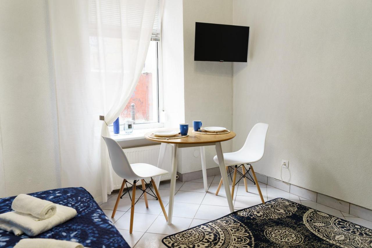 Charming Apartments In The Heart Of Lviv - Valova, Nasypna Str Exterior photo