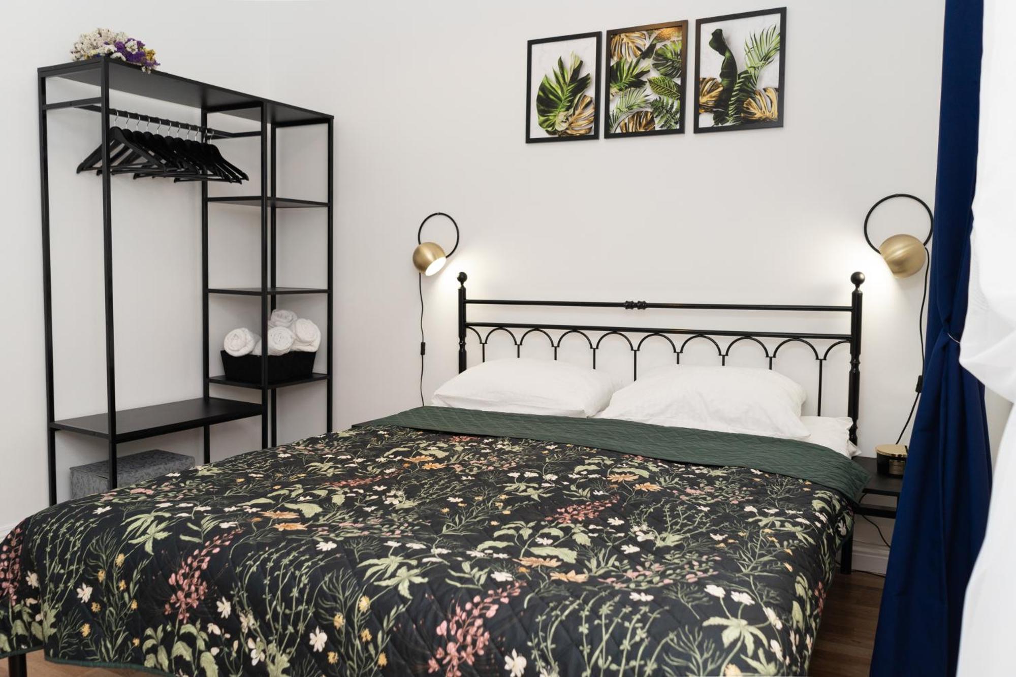 Charming Apartments In The Heart Of Lviv - Valova, Nasypna Str Exterior photo