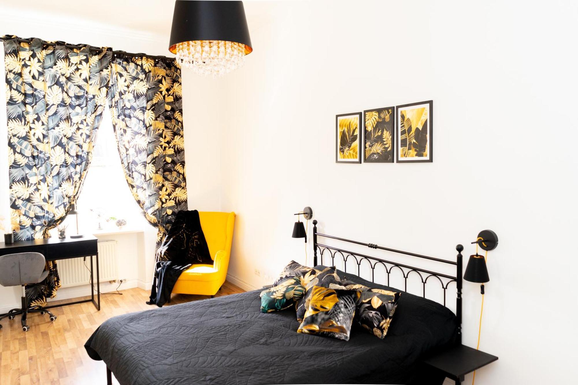 Charming Apartments In The Heart Of Lviv - Valova, Nasypna Str Exterior photo